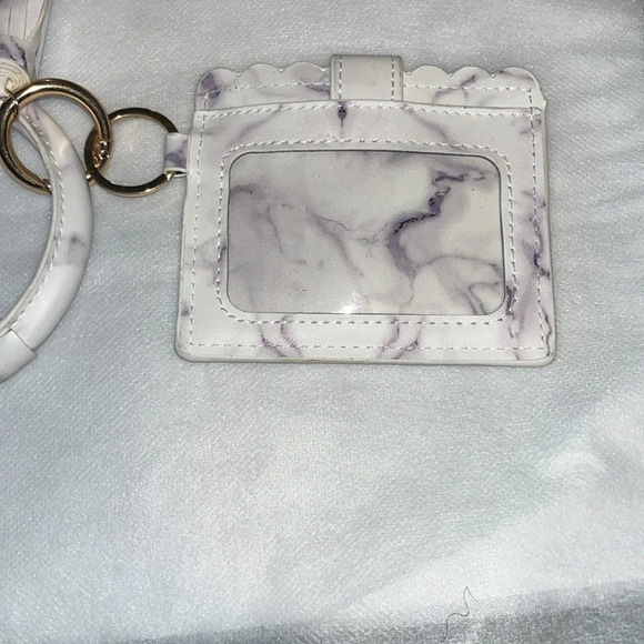 🆓GIVEAWAY🆓 NWOT Keychain Wristlet - Picture 4 of 7